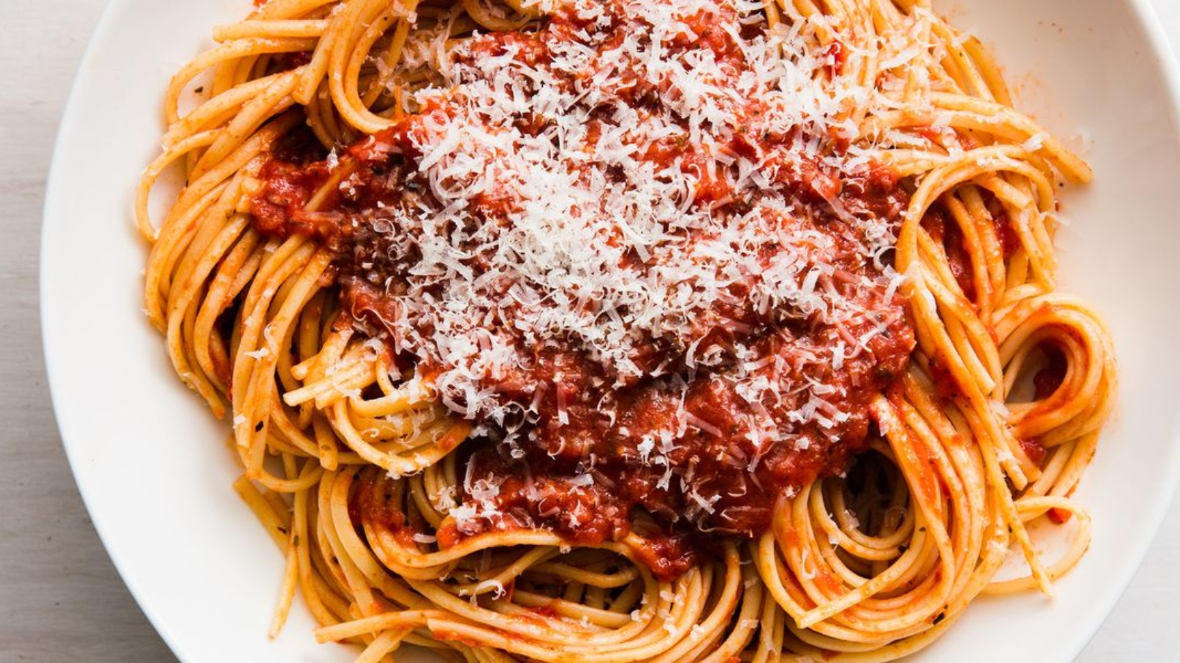 homemade-spaghetti-sauce-horizontal-1530890913